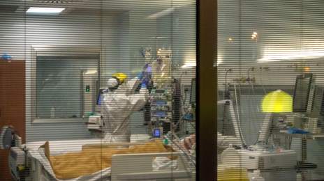 Marsala medico vaccinato in rianimazione