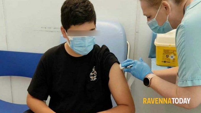 14enne Ascoli ricoverato dopo vaccino