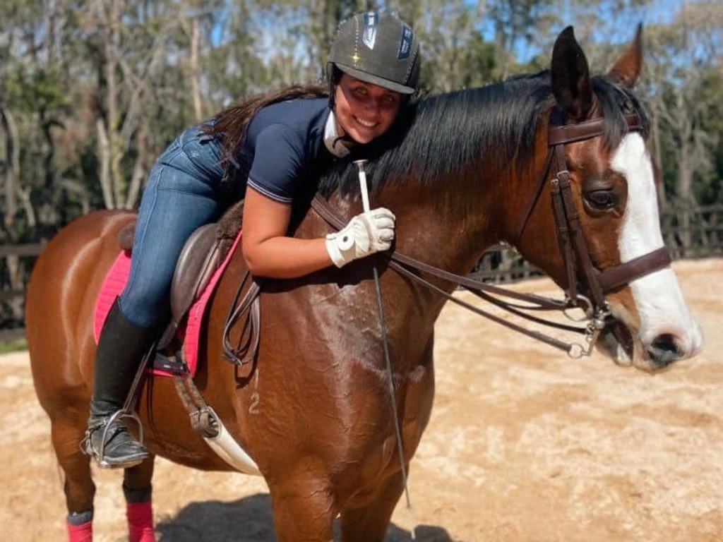 Star equestre in ospedale dopo vaccino Pfizer