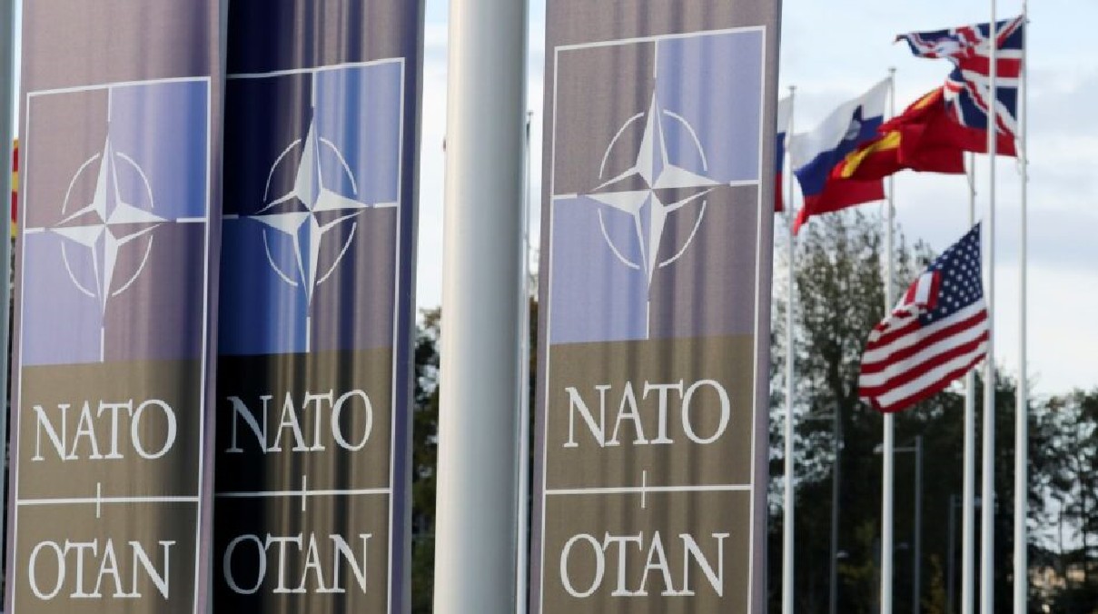 Il NATOstan Clown Show