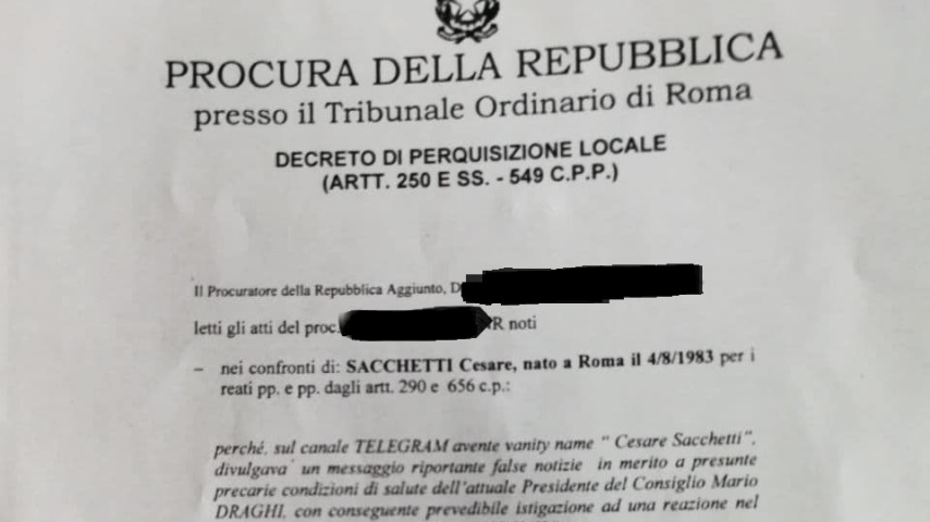 Il sequestro del cellulare e la visita della DIGOS all’alba: i colpi di coda di un sistema all’ultimo stadio