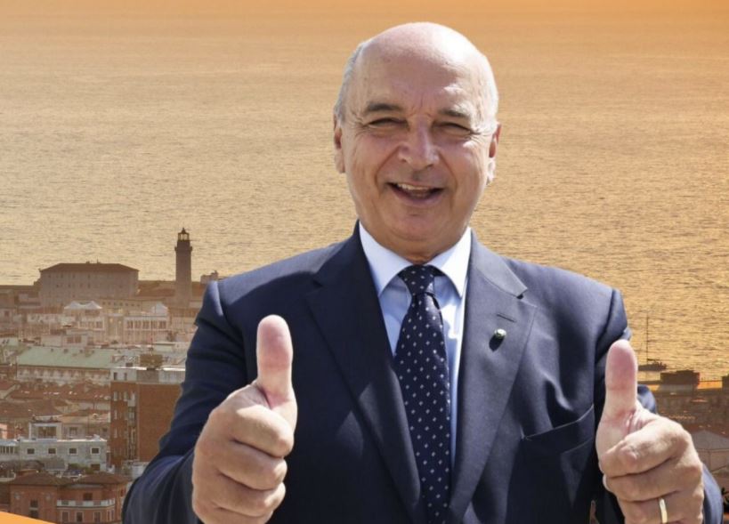 Sindaco di Trieste chiede "leggi speciali" per i no green pass