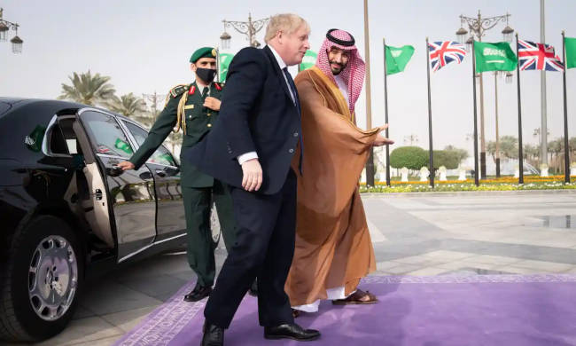 petrolio arabia saudita emirati arabi occidente