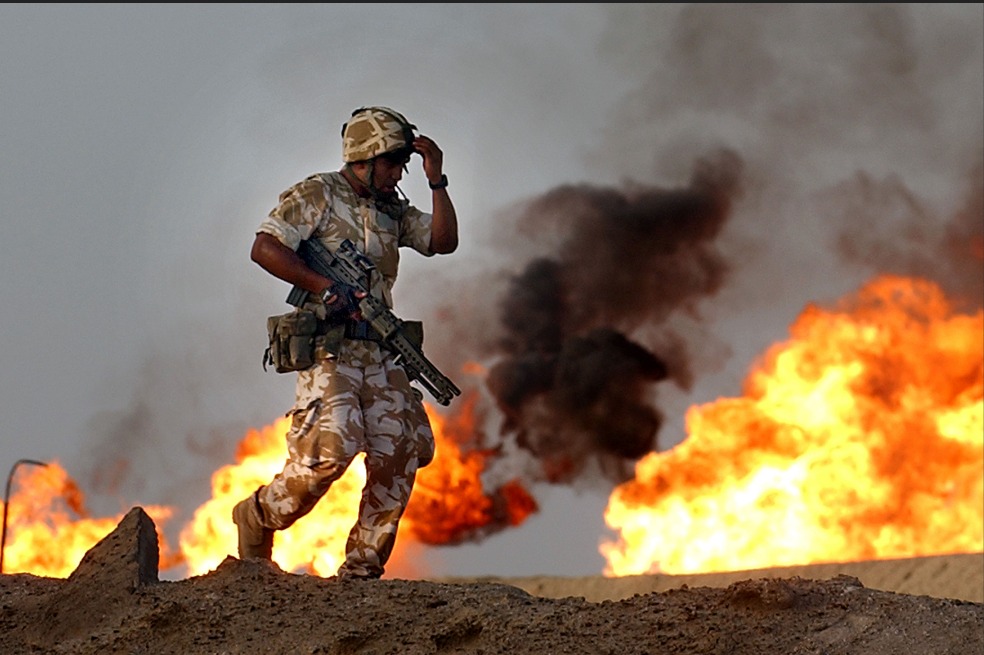 Ci fanno mancare i soldi per vivere, ma non per mandarci in guerra