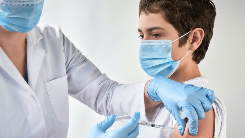 "Più ti vaccini e più ti ammali" - [VIDEO]