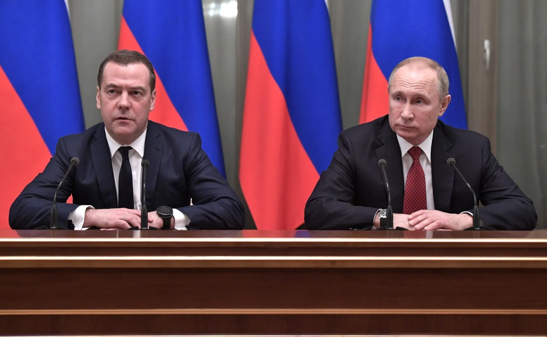 Medvedev e Putin