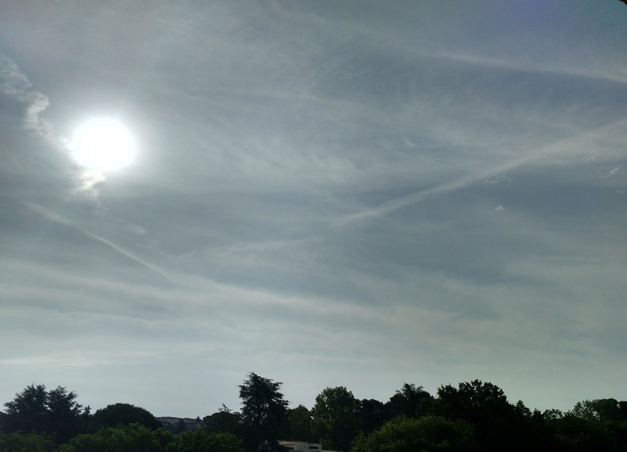 La Spagna ammette di aver spruzzato scie chimiche