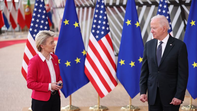 Biden era stato chiaro: "Toglieremo di mezzo il gasdotto Nord Stream 2". Sull'Europa si stringe il cappio transatlantico