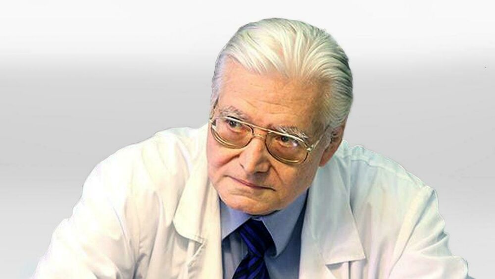 Intervista al Dottor Giuseppe Di Bella: “Il cancro si può curare, ma non conviene”