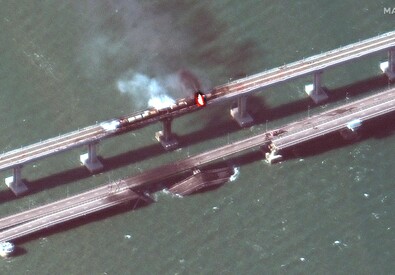 Esplode un camion bomba sul ponte che collega Crimea e Russia - In aggiornamento