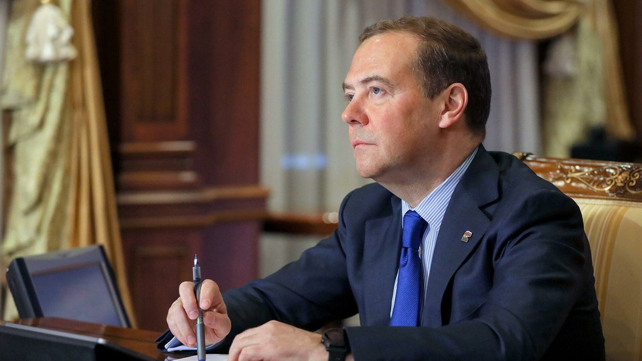 Dmitri Medvedev: “2022, ecco gli eventi che hanno cambiato l'ordine mondiale"