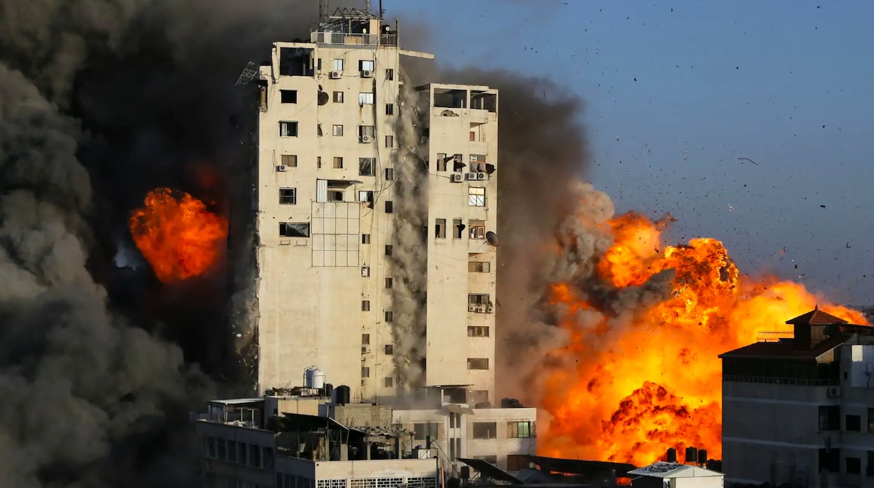 Pioggia di missili da Gaza. La risposta di Israele: "E' guerra"