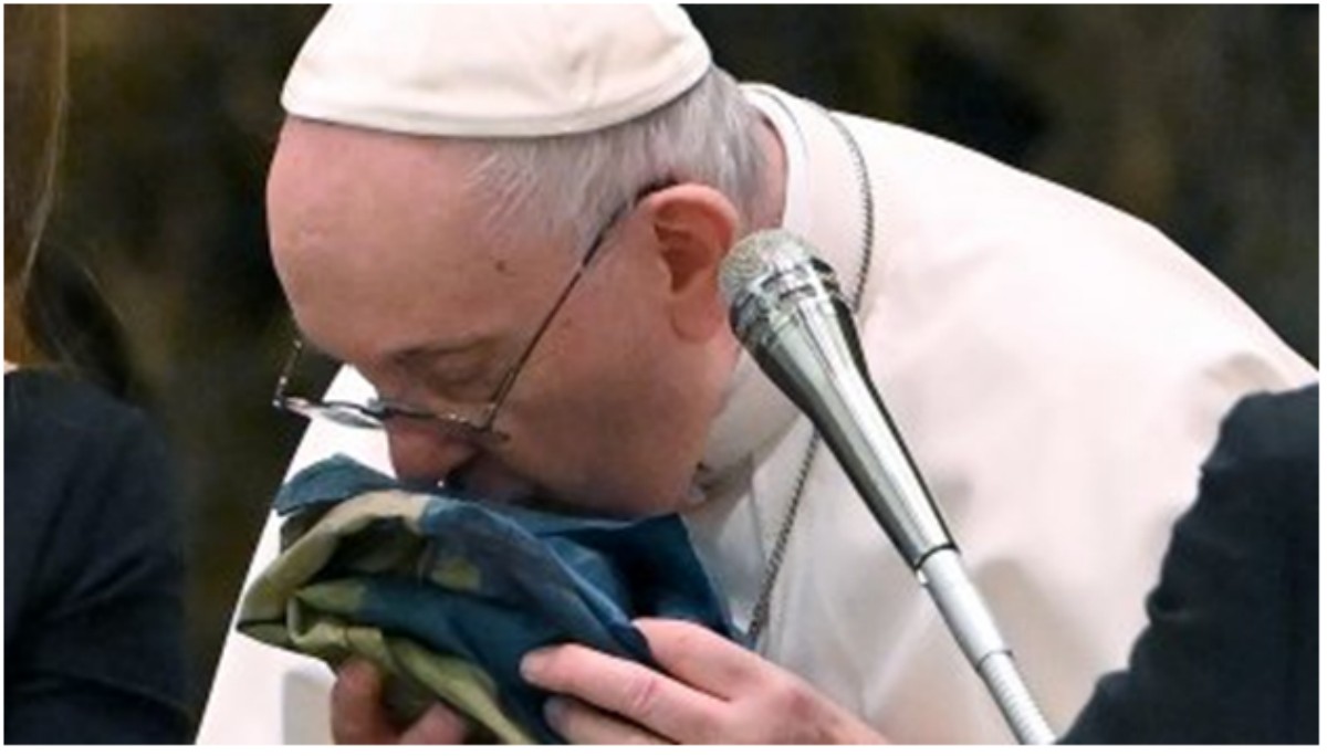 bergoglio_flag