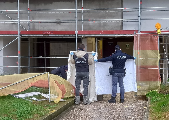 Ravenna suicidio