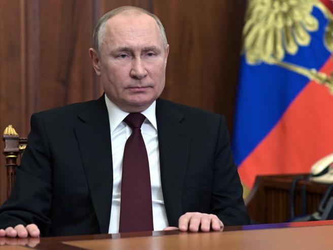 Putin parla alla Nazione: gli attentatori erano diretti in Ucraina