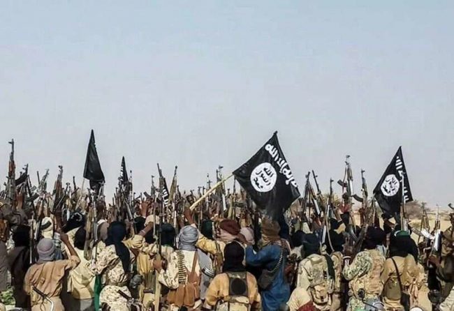 Come Parigi e Washington creano i gruppi terroristici in Africa e Medio Oriente