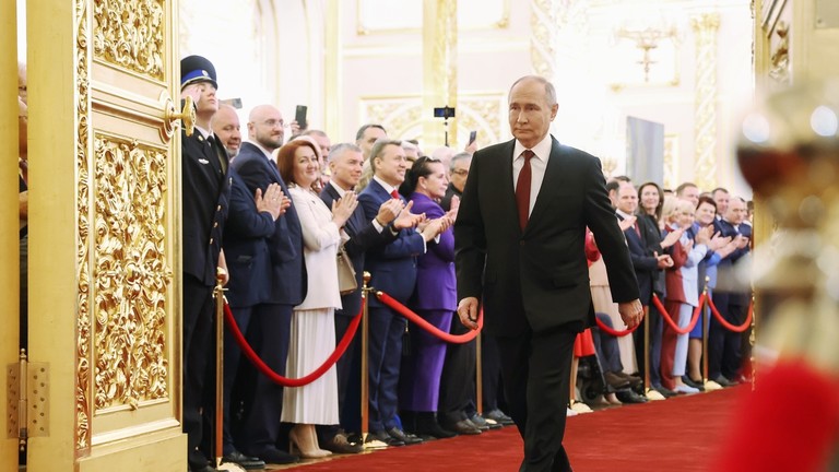 Dmitry Trenin: In Russia è in atto una enorme trasformazione e l’Occidente è cieco di fronte ad essa