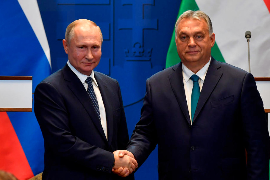 Il quadro generale dietro il viaggio per la pace di Viktor il Mediatore