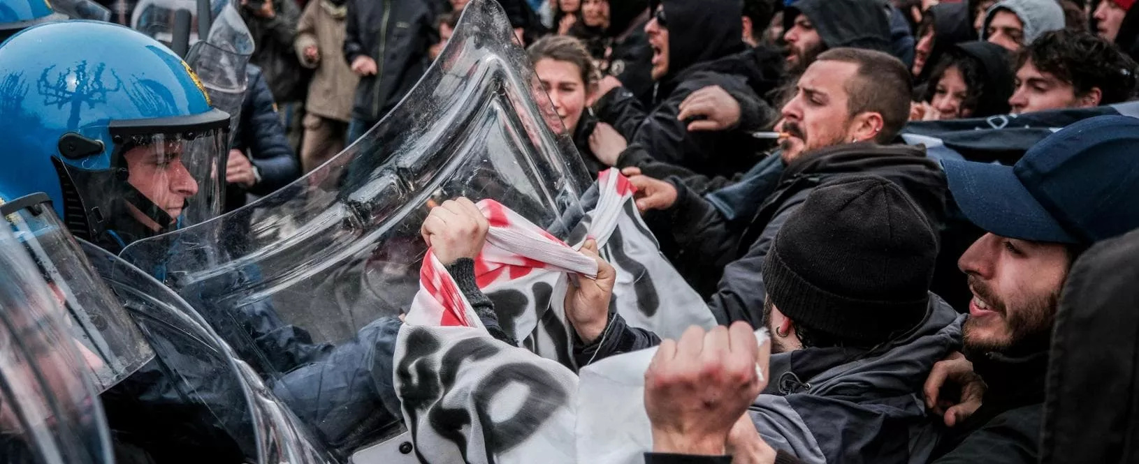 La repressione al tempo dell'Unione europea votata alla guerra