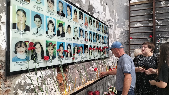 Beslan “la Città degli Angeli” commemora i vent’anni dalla strage