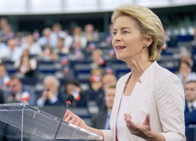 La Commissione UE più antipopolare della Storia