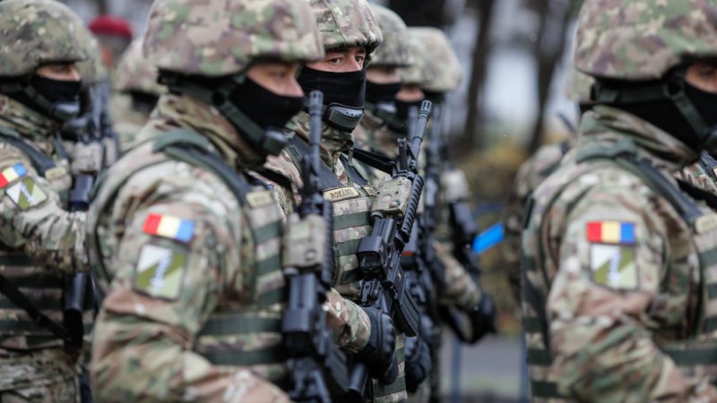 Romania, truppe simulano guerra urbana a Bucarest per migliorare la preparazione militare