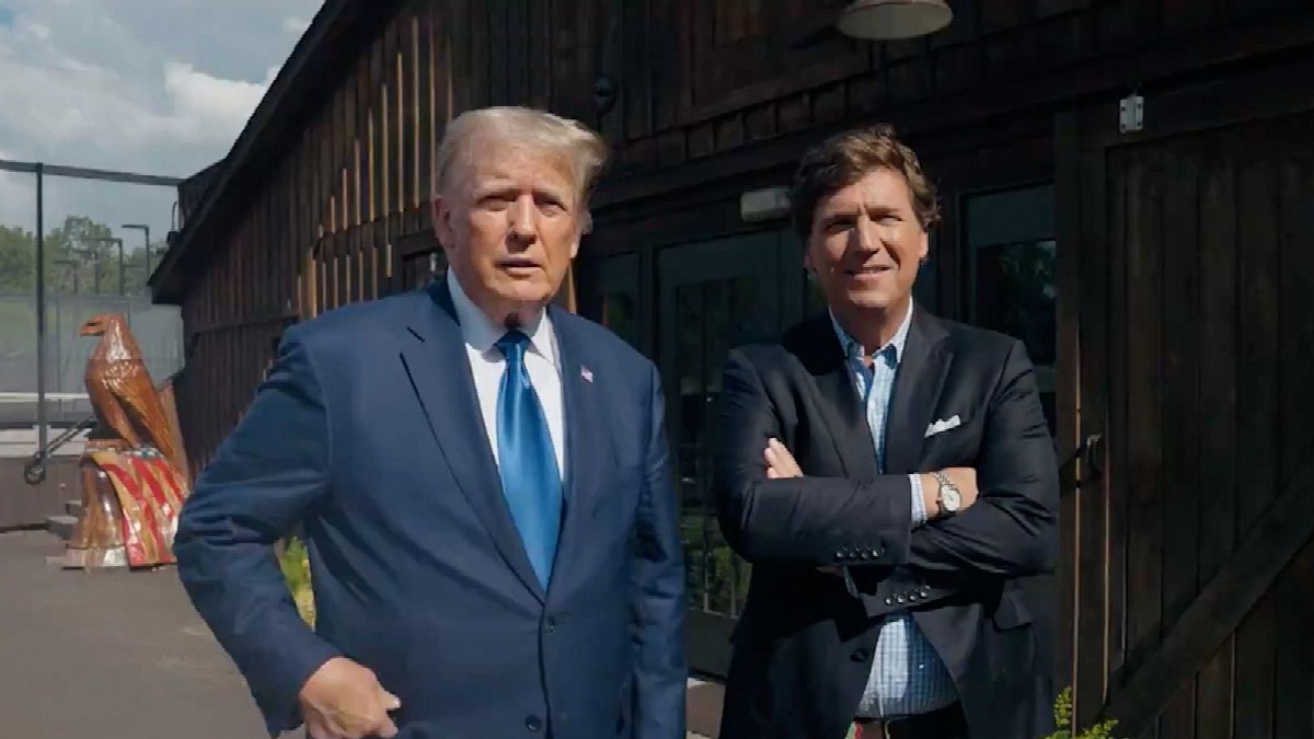 trump_w_carlson