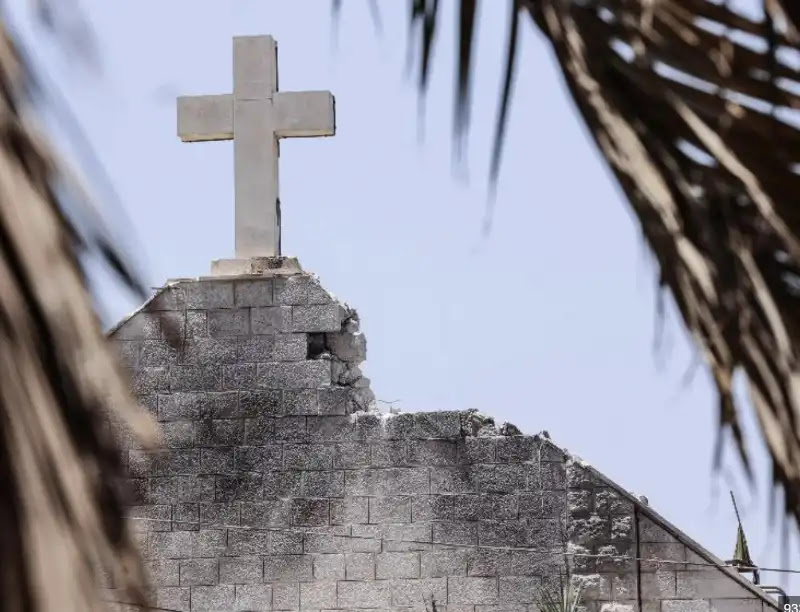 Monsignor Viganò: "Israele pretende impunità assoluta: il Presidente Usa tenuto sotto ricatto dal Mossad"