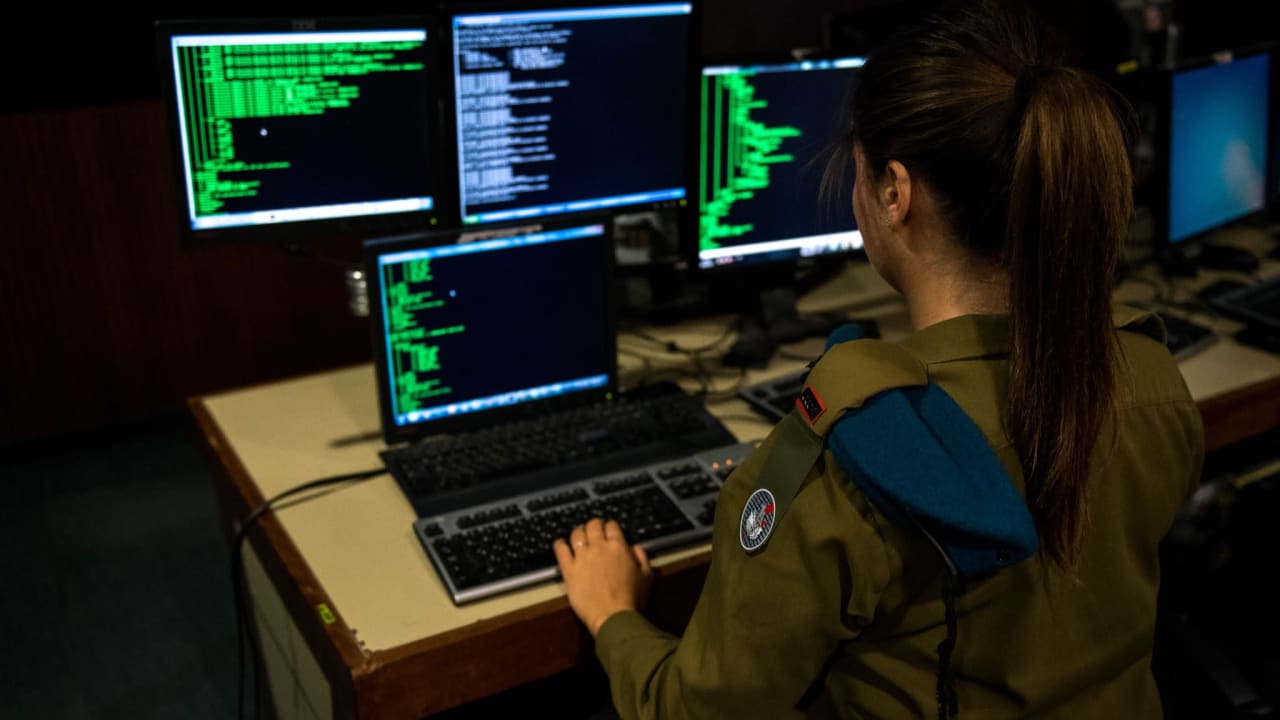 La guerra segreta di Israele contro l’Iran sui social media