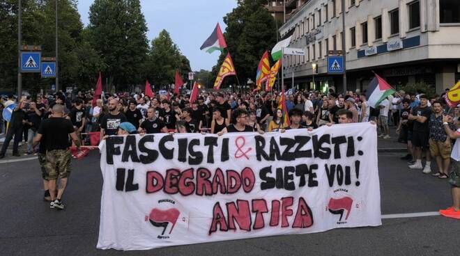 La dittatura di oggi non è il fascismo, ma l'oligarchia travestita da democrazia