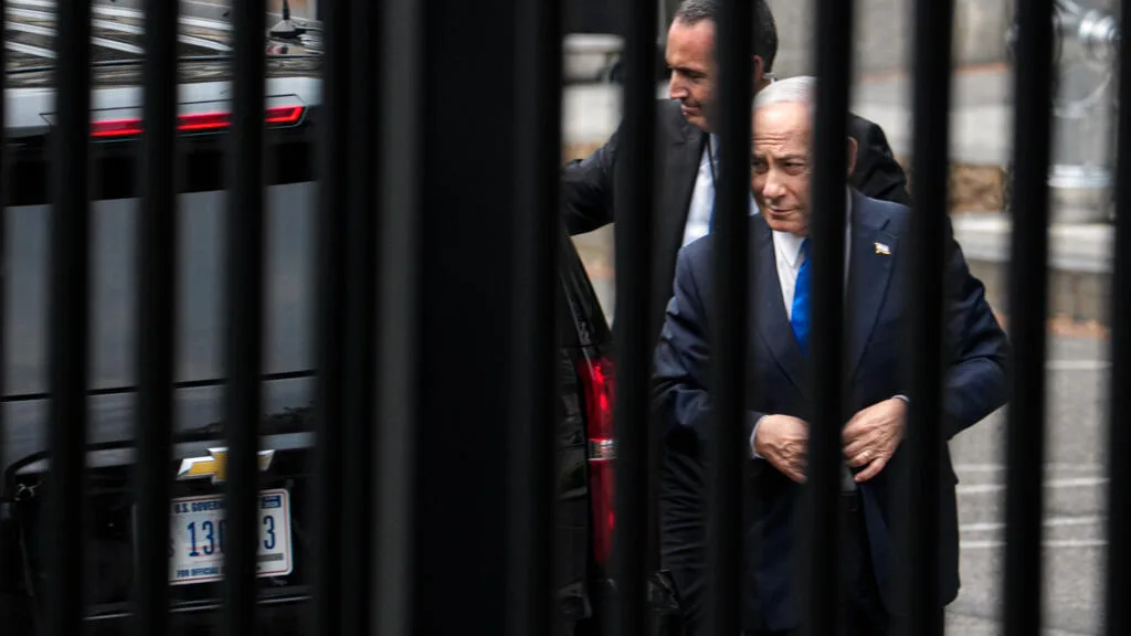 GLI USA STANNO SFRATTANDO NETANYAHU?