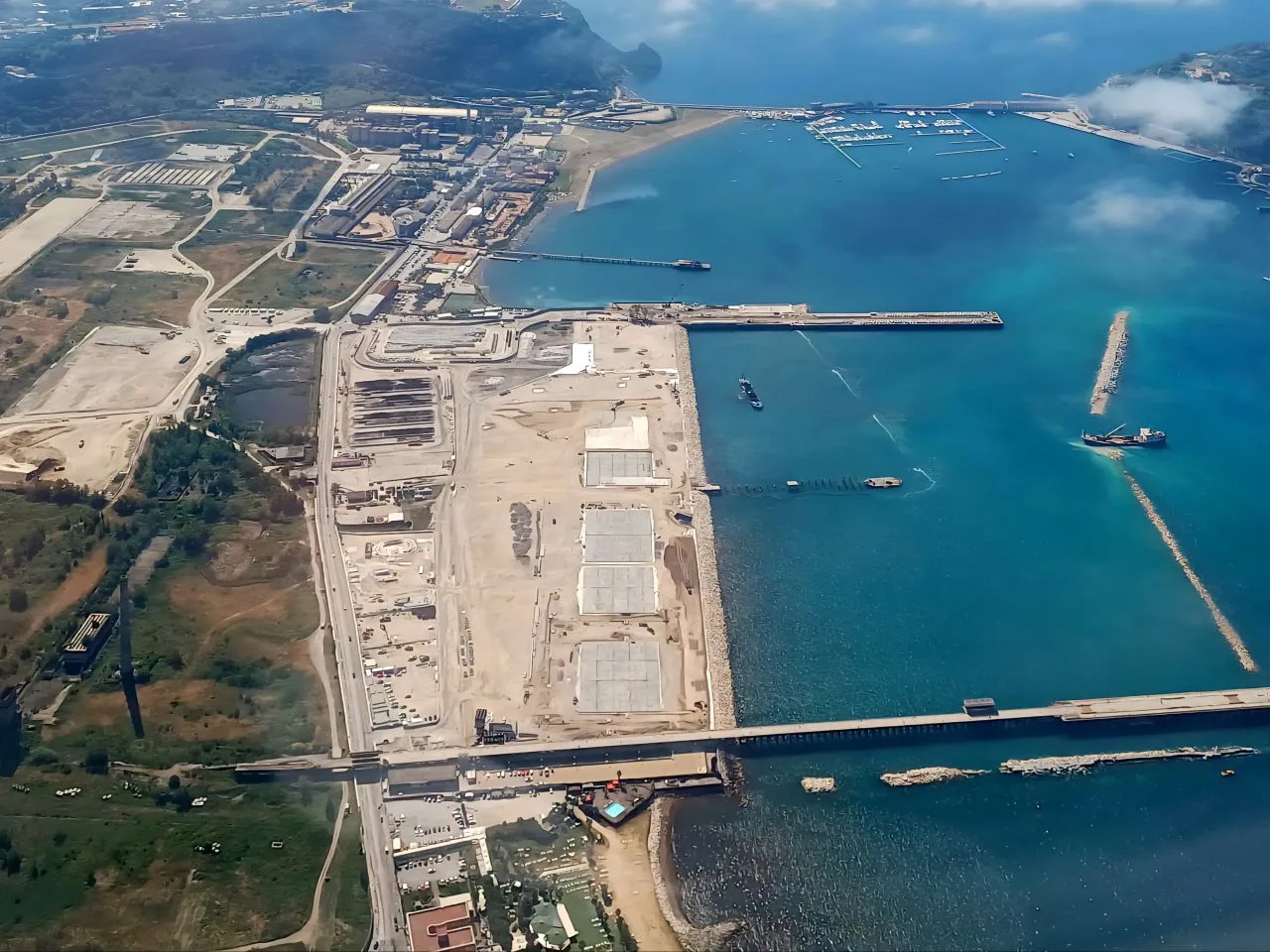 America’s Cup a Napoli - Bagnoli espropriata e inquinata: l'appello a fermare i lavori